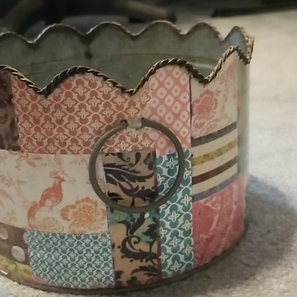 Dream Live Laugh metal caddy